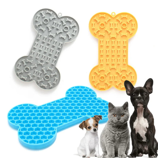 Amazon New Silicone Licking Mat Dog Slow Food Slow Food Mat Food Grade Pet Slow Feeding Mat with Suction Cup